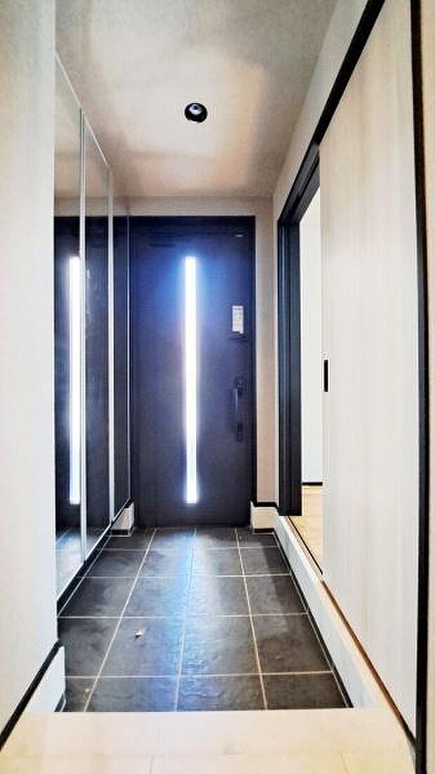 《玄関》 ■我が家の顔である玄関。帰るのが楽しみになりますね。