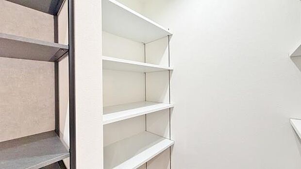 《収納》　■お部屋がすっきり片付きます。