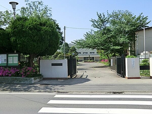 鎌倉市立大船中学校まで657m