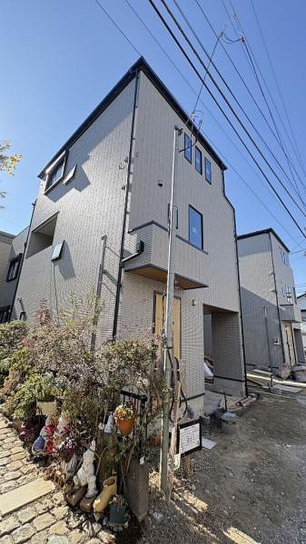 《現地》　■完成が待ち遠しいですね