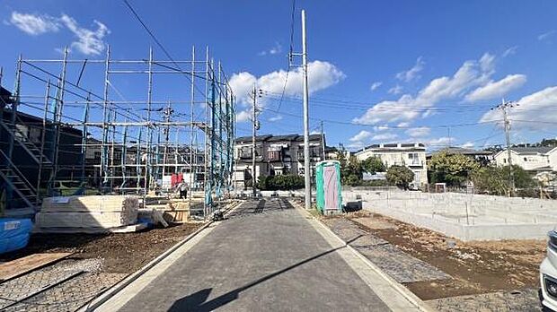 車の通りが少ないため、小さなお子様がいても安心ですね。