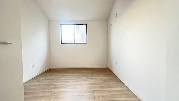 《洋室》 ■品のある落ち着いた洋室