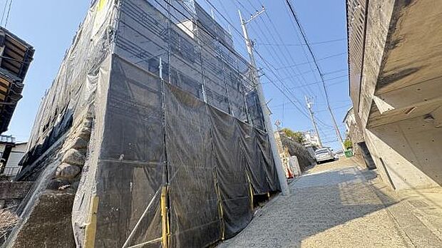 《現地》 ■心地よいライフスタイルが実現できるそんな予感。