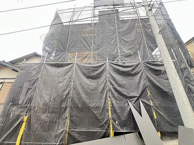 《現地》 青い空と白い雲、気分が晴れる場所がここにあります。