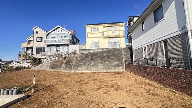 《現地》 ■青い空と白い雲、気分が晴れる場所がここにあります。