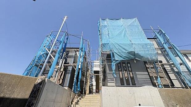 《外観》 ■豊かな光が照らすこの場所は、たわいもない会話を楽しみ、ゆったりとした時間を過ごす場所。家族の日常が刻まれる大切な空間です。