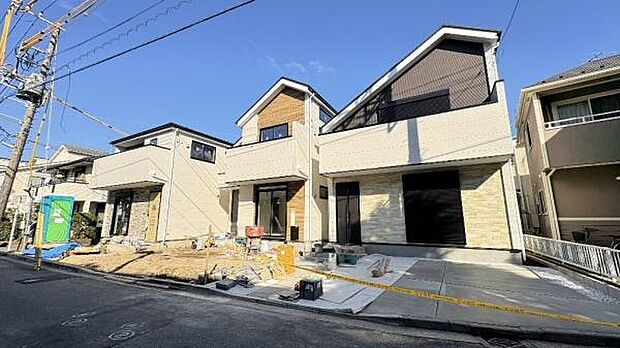 《前面道路》　■落ち着いた住環境です。