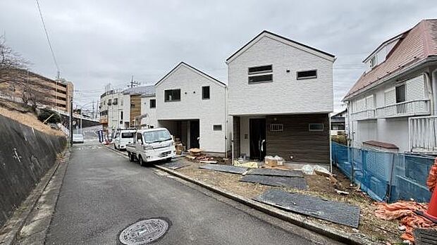 《現地》　■暮らしやすい立地です