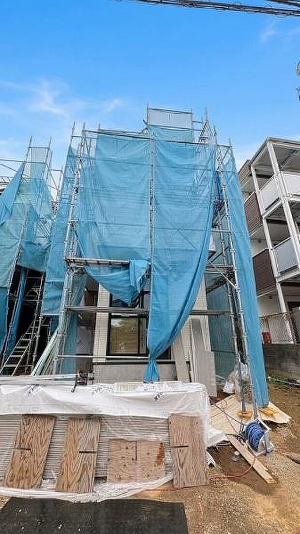 《現地》　■青い空と白い雲、気分が晴れる場所がここにあります。
