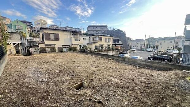 《現地》　■完成が待ち遠しいですね
