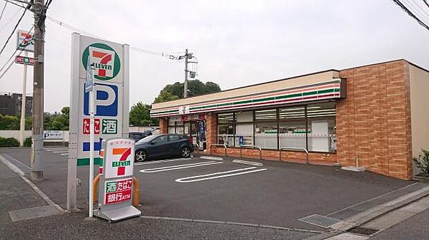 セブンイレブン横浜上中里町店まで663m