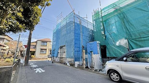 《前面道路》 ■落ち着いた住環境です。