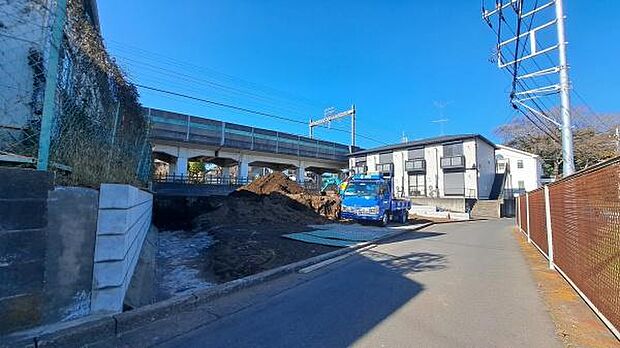 《現地》 ■青い空と白い雲、気分が晴れる場所がここにあります。