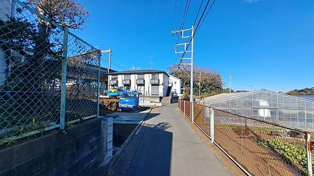 《現地》 ■青い空と白い雲、気分が晴れる場所がここにあります。