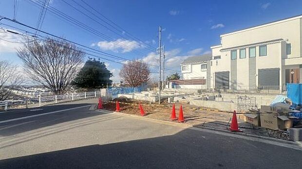 《現地》 ■心地よいライフスタイルが実現できるそんな予感。