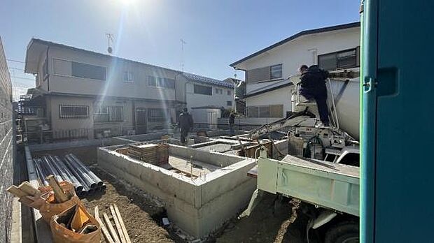 《現地》 ■安心して暮らせそうな住環境です。