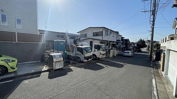《現地》　■心地よいライフスタイルが実現できるそんな予感。
