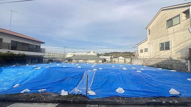 《現地》 ■安心して暮らせそうな住環境です。