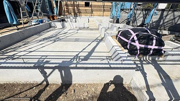 《現地》 ■心地よいライフスタイルが実現できるそんな予感。