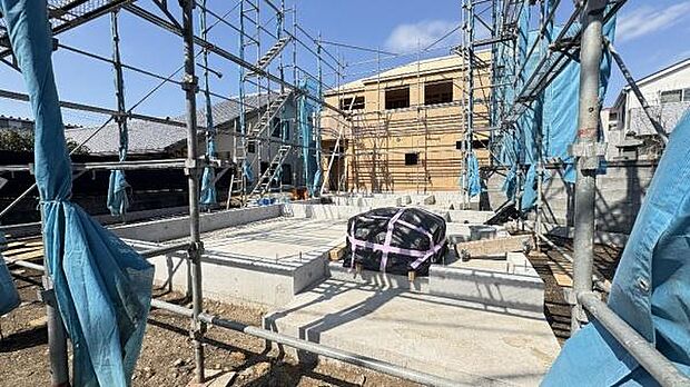 《現地》 ■さわやかな風が渡りたっぷり陽光がふりそそぐ立地。