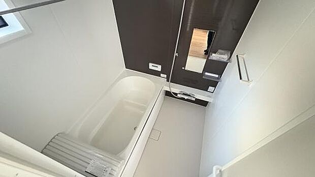 《浴室　》　■バスルームは一日の疲れを癒す居心地の良い空間です。