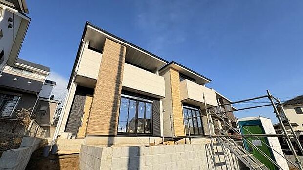 《前面道路》　■落ち着いた住環境です。