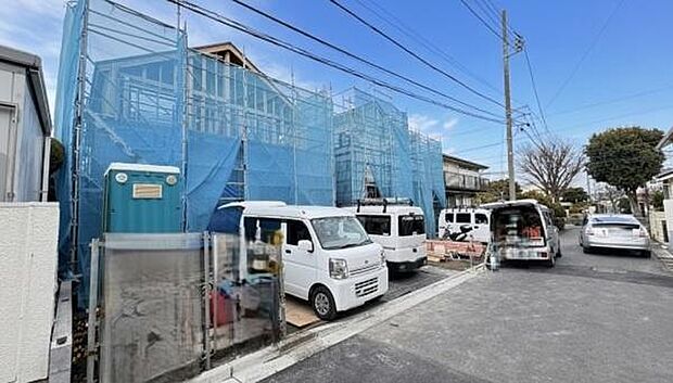 《外観》　■豊かな光が照らすこの場所は、たわいもない会話を楽しみ、ゆったりとした時間を過ごす場所。家族の日常が刻まれる大切な空間です。