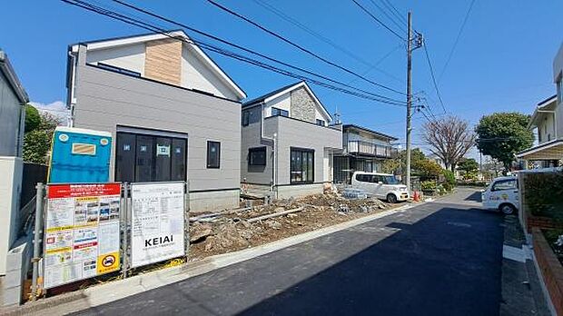 《外観》　■モダンなデザインと機能性が融合した理想の住まい。家族の笑顔が溢れる、快適な毎日がここにあります。