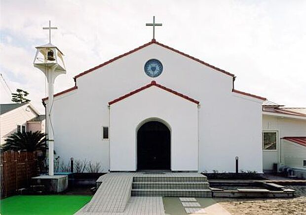 鵠沼めぐみルーテル幼稚園まで635m、鵠沼めぐみルーテル教会が幼児教育を通して地域に役立つ働きをするために設置されました。