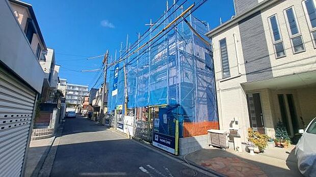 《外観》 ■家族みんなが落ち着ける場所。明るい空間で心も暖か、朝から爽やかな気分。寝る時も包みこまれるようにふんわりと。家にいることが心と体に優しい暖かな暮らし。