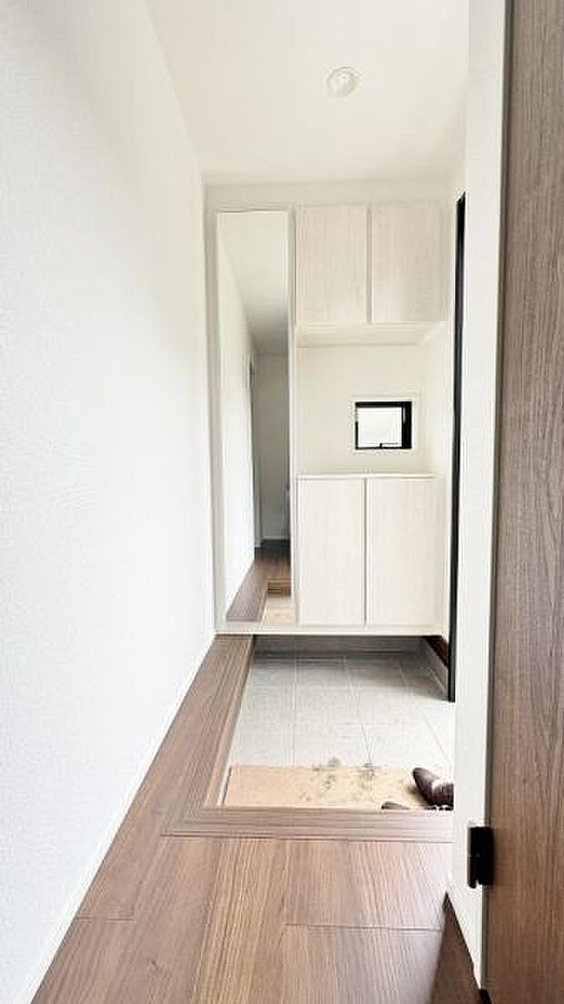 《玄関》 ■我が家の顔である玄関。帰るのが楽しみになりますね。