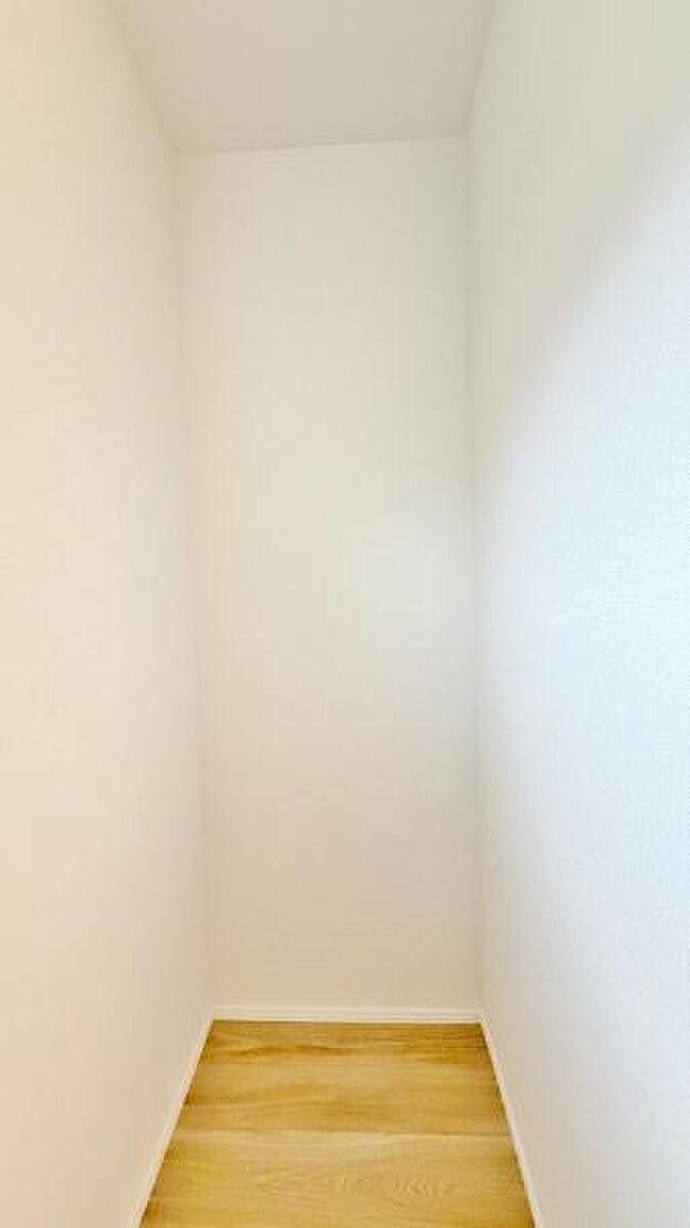 実用性を考慮した収納力が自慢です。生活感をしっかり閉じ込められるのは主婦には助かるポイントですね。