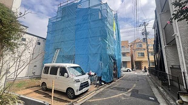 《前面道路》 ■落ち着いた住環境です。