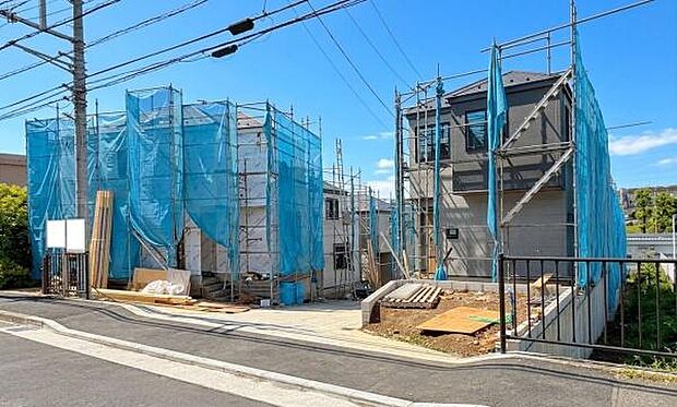 《外観》 家族みんなが落ち着ける場所。明るい空間で心も暖か、朝から爽やかな気分。寝る時も包みこまれるようにふんわりと。家にいることが心と体に優しい暖かな暮らし。