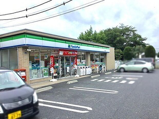 ファミリーマート大和西鶴間店まで214m