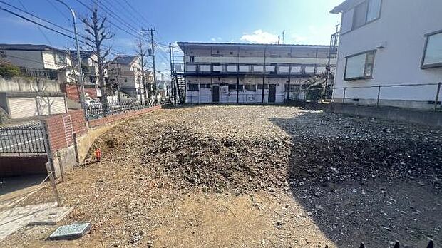 《現地》　■完成が待ち遠しいですね