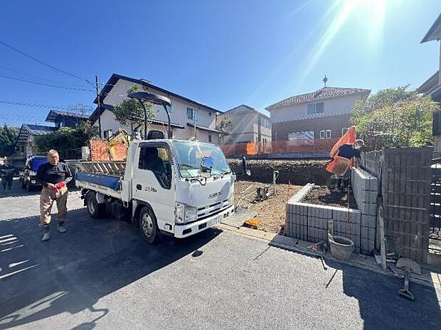 《現地》　■完成が待ち遠しいですね
