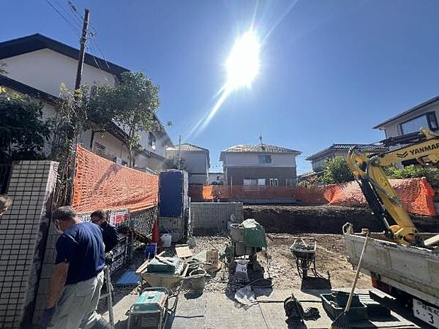 車通りも少ないため、落ち着いた雰囲気です。お子様がいらっしゃる方もご安心かと思います。