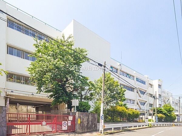 横浜市立太田小学校まで1154m