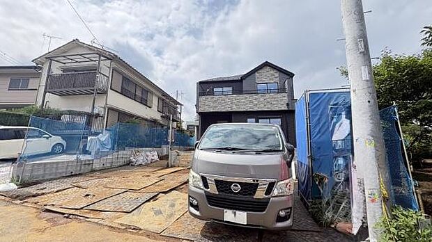《現地》 ■安心して暮らせそうな住環境です。