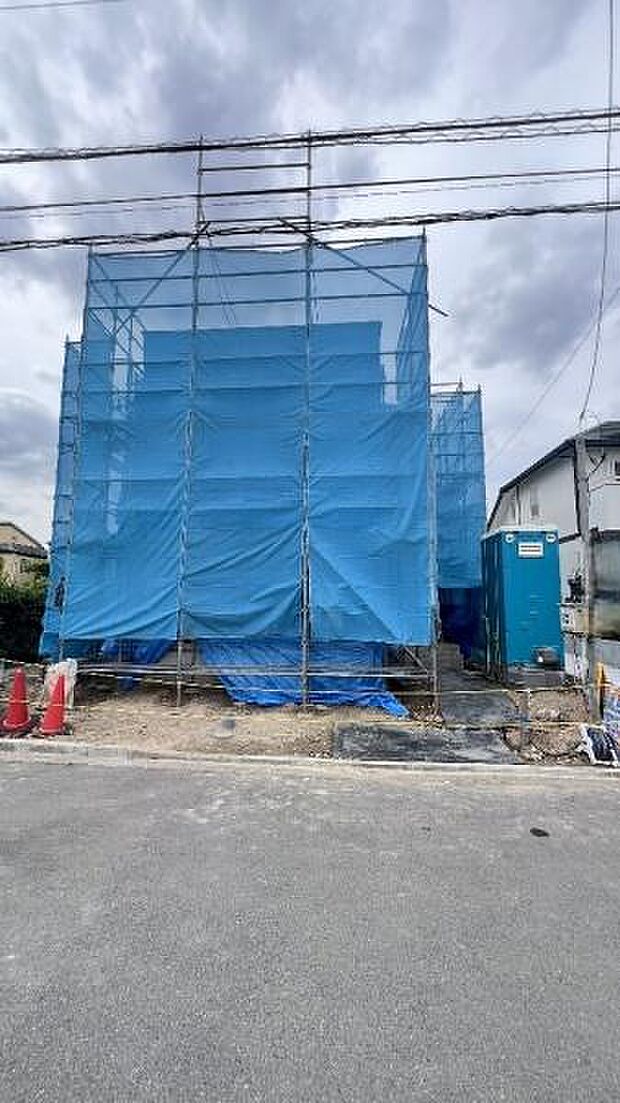 《現地》　■さわやかな風が渡りたっぷり陽光がふりそそぐ立地。