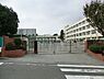 周辺：横浜市立中沢小学校まで742m