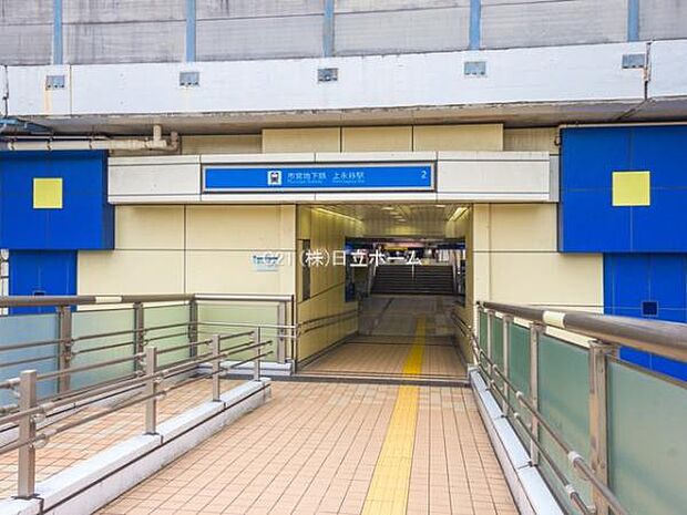 横浜市ブルーライン「上永谷」駅まで1264m、駅前にはイトーヨーカドーやベルセブンなど商業施設が集まっています。
