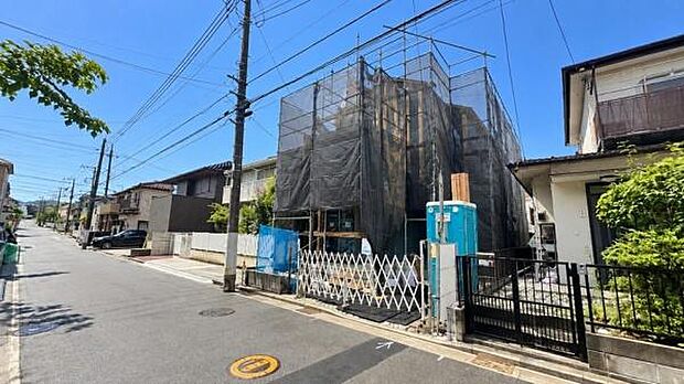 《現地》　安心して暮らせそうな住環境です。