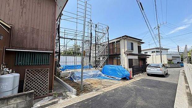 《現地》 さわやかな風が渡りたっぷり陽光がふりそそぐ立地。