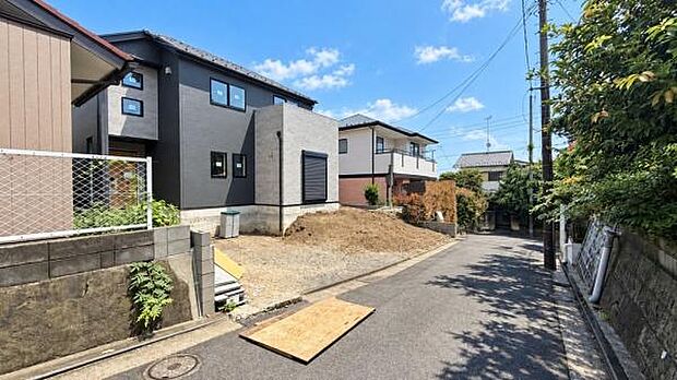 《現地》 さわやかな風が渡りたっぷり陽光がふりそそぐ立地。