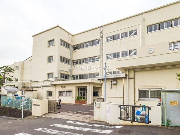 横浜市立日野小学校まで1326m
