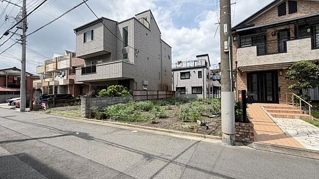 《現地》 さわやかな風が渡りたっぷり陽光がふりそそぐ立地。