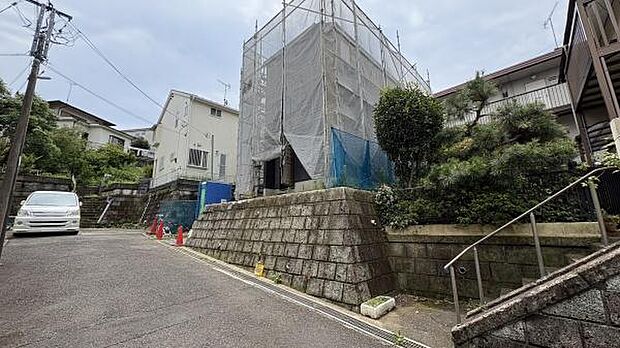 《外観》 ■家族みんなが落ち着ける場所。明るい空間で心も暖か、朝から爽やかな気分。寝る時も包みこまれるようにふんわりと。家にいることが心と体に優しい暖かな暮らし。