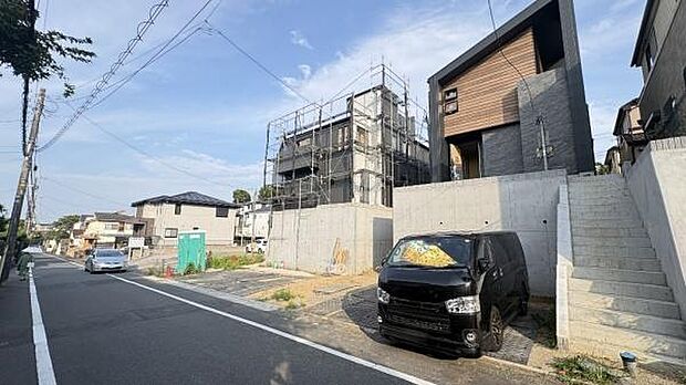 《現地》 青い空と白い雲、気分が晴れる場所がここにあります。